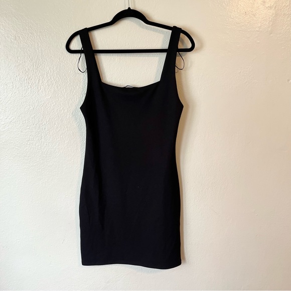 Zara NWT Little Black Mini Dress size L - Picture 2 of 6